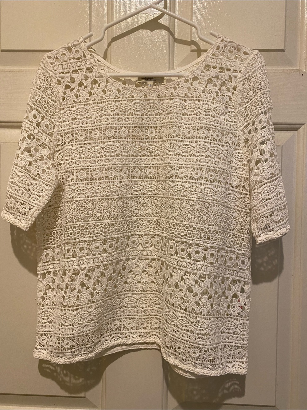 Women's White Crochet Lace Short-Sleeve Top - Picture 1 of 3